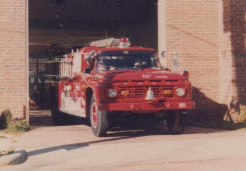 1964 Ford F-700 (retired).  American LeFrance 750gpm / 500 gal.  Hillsborough's 2nd fire truck.  Purchased in 1964 to replace the 1937 Chevrolet.